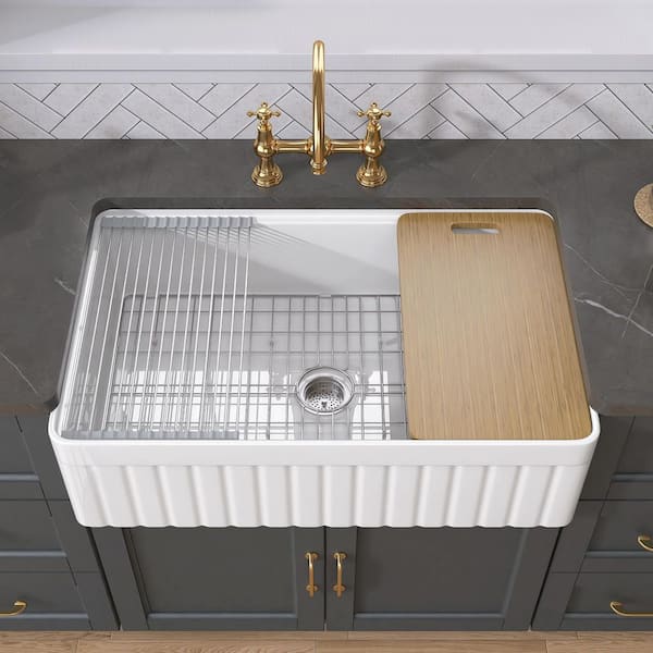 Zeafive 33 in. L x 20 in. W Workstation Kitchen Sink Farmhouse