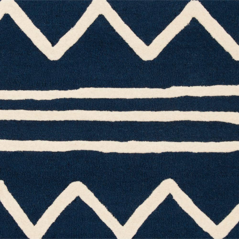 Ivory and Navy Hand-Tufted Wool Kids Area Rug, 5' x 7'