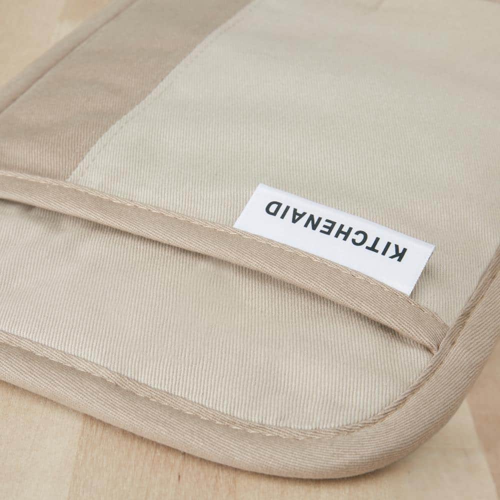 Tan Silicone and Cotton Pot Holder Set, 10" x 7"