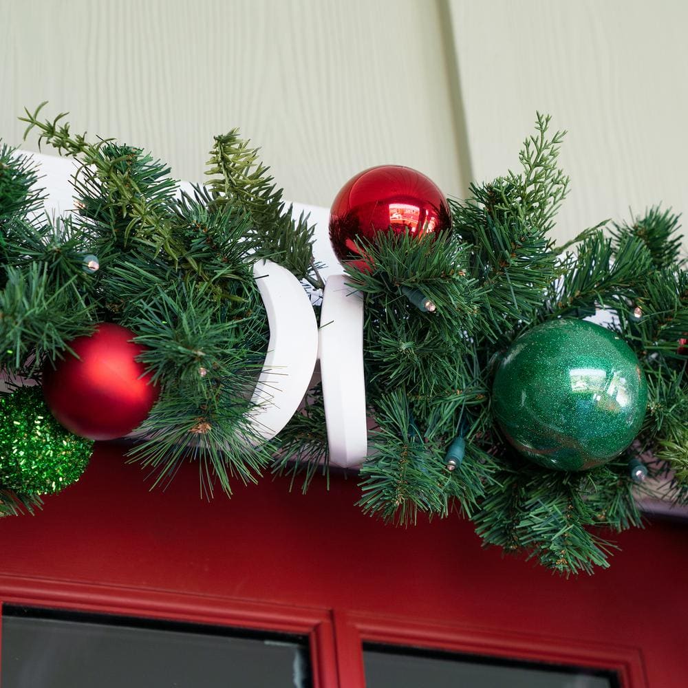 Adjustable White Metal Single Door Garland Hanger