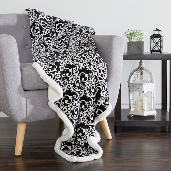 Fleece/Sherpa Polyester Throw Blanket