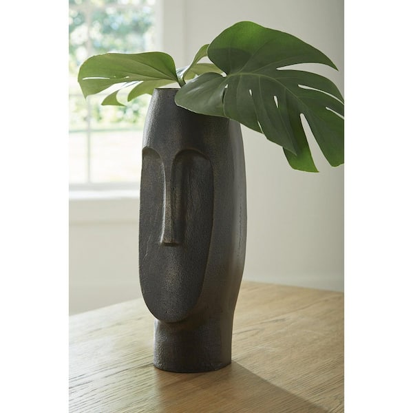 Ashley Furniture Elanman Vase