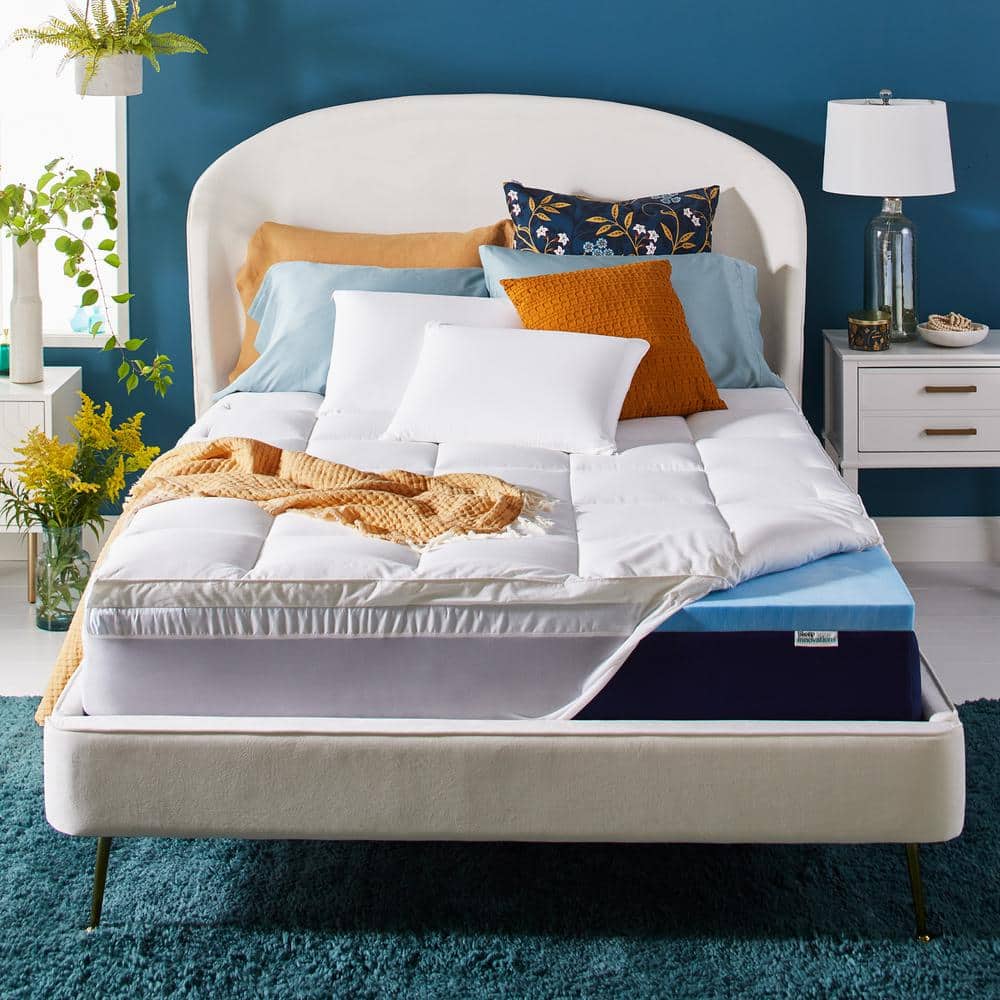 King Size White Gel Memory Foam Mattress Topper
