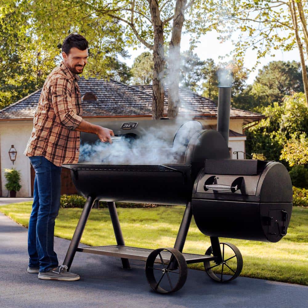 Longhorn Black Painted Steel Reverse Flow Offset Smoker Grill