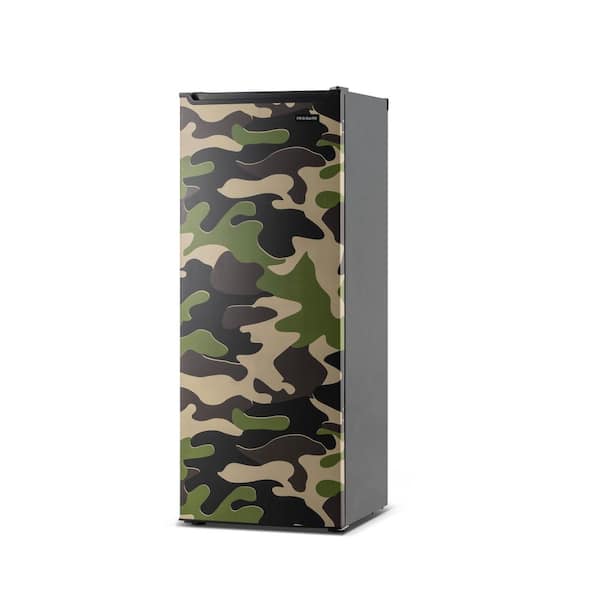 6.5 Cu. Ft. Upright Freezer in Camouflage Print