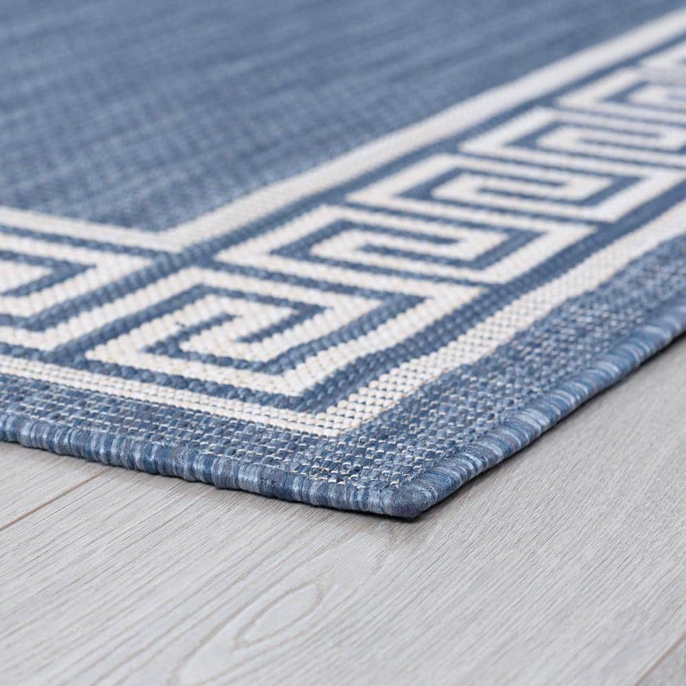 Blue and White Synthetic Greek Key 5' x 7' Area Rug