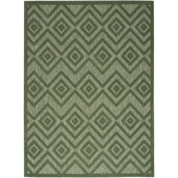 Versatile Green 4 ft. x 6 ft. Diamond Contemporary Indoor/Outdoor Area Rug