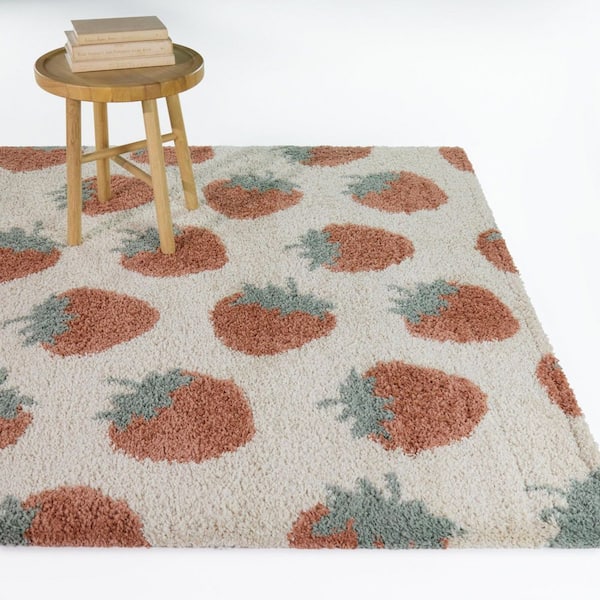 Rosa Orange 4 ft. x 6 ft. Tossed Strawberry Area Rug