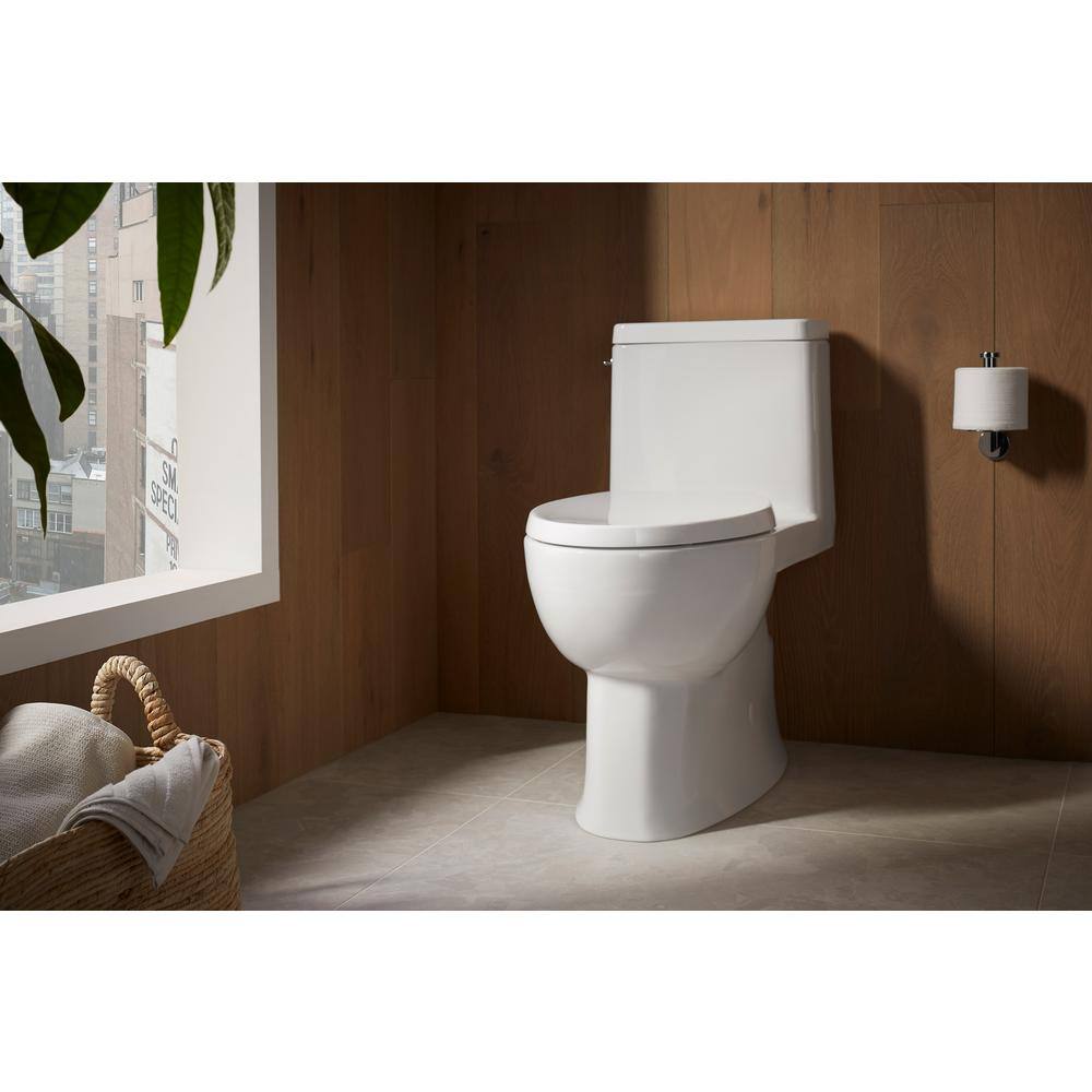 White High Efficiency Elongated Free Standing Toilet