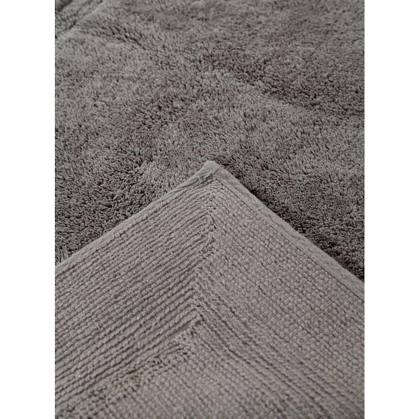 Why rugs with rubber backing are important? - Faber Rug Co