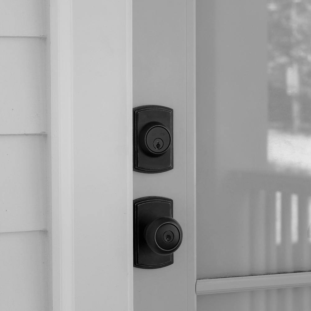 Matte Black Single Cylinder Deadbolt with Enlarged Back Plate