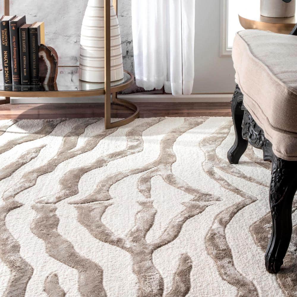 Gray Zebra Print Tufted Wool and Silk Rug, 3' x 5'