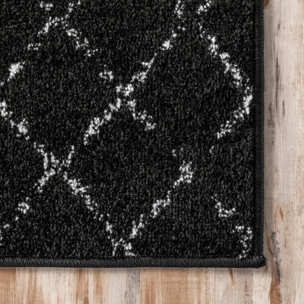 nuLOOM Blythe 5 ft. x 7 ft. 5 in. Black and White Indoor Area Rug 