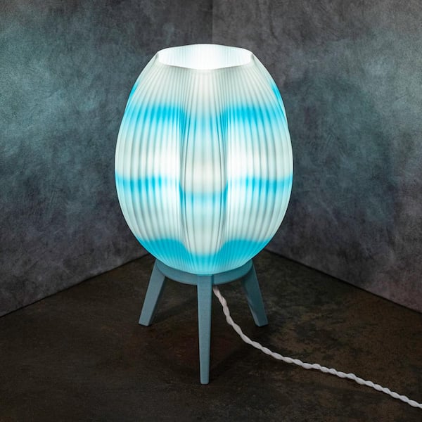 JONATHAN Y Wavy 16.5 in. Blue/White Table Lamp Modern Contemporary Plant-Based PLA 3D Printed Dimmable LED