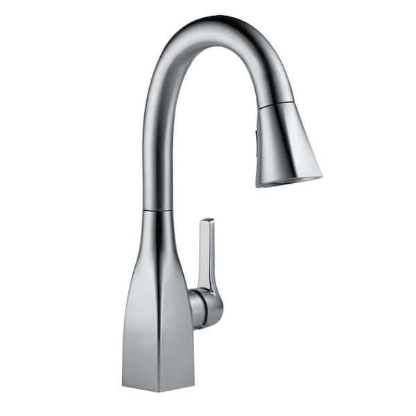Delta Mateo Single-Handle Prep Pull-Down Sprayer Kitchen Faucet in Arctic Stainless