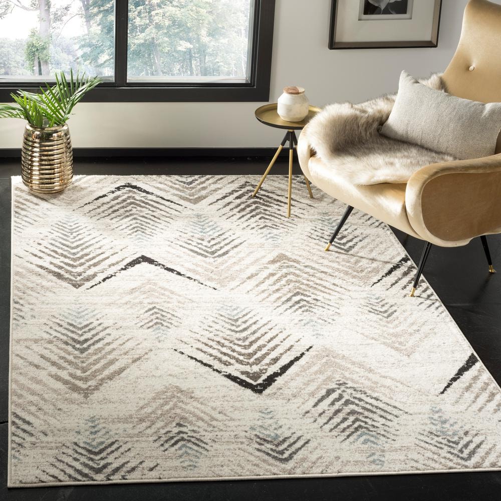 Luxor Geometric 4' x 6' Cream and Beige Easy-Care Rug