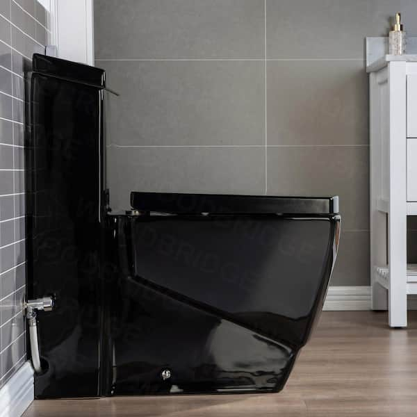 22 Black Bathroom Décor That Proves Black Is Back