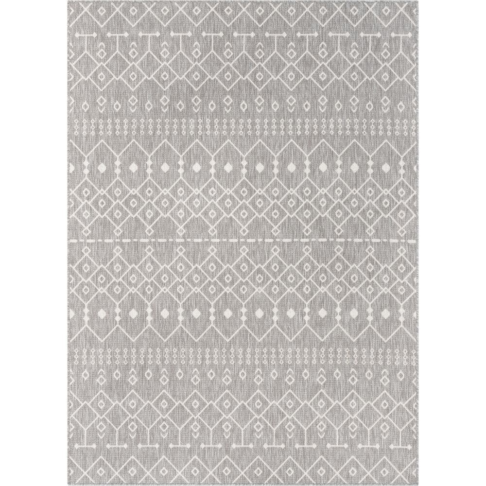 Luxe Light Grey Synthetic 8' x 10' Easy-Care Outdoor Area Rug