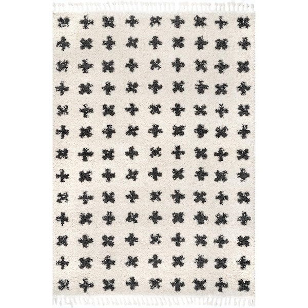 Fatima Cross Cozy Shag Tassel Off White 4 ft. x 6 ft. Transitional Area Rug