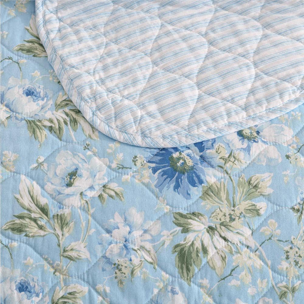 Blue Cotton Full Reversible Quilt Set with Floral Design