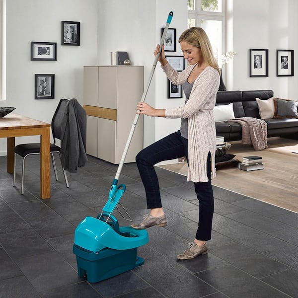 Leifheit Mop Press Professional Evo with Handy Integrated Wheels, Green