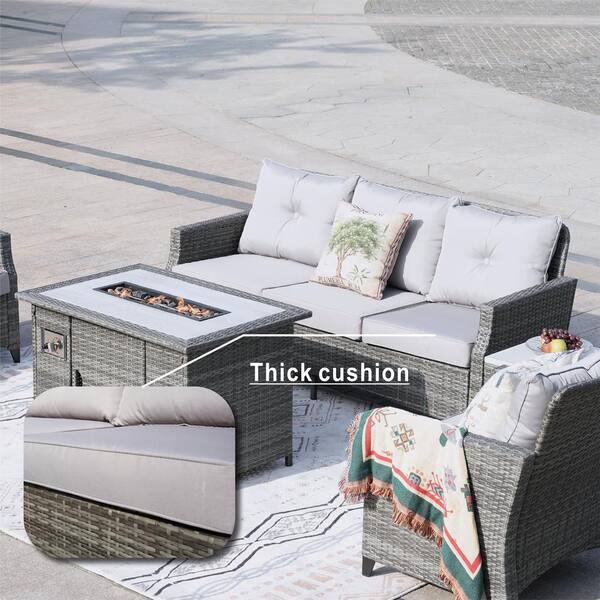 Comfortable fire outlet pit seating