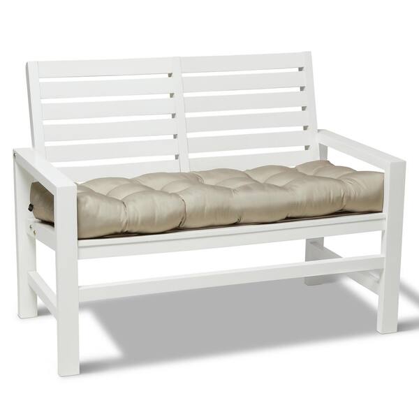 https://images.thdstatic.com/productImages/144da3b0-f5a1-4769-a34e-ef535e7e3463/svn/classic-accessories-outdoor-bench-cushions-62-200-015801-ec-c3_600.jpg