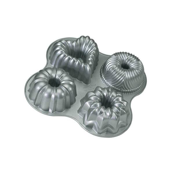 Nordic Ware Pro Cast 12-3/8 in. x 12-3/8 in. Quartet Bundt Pan