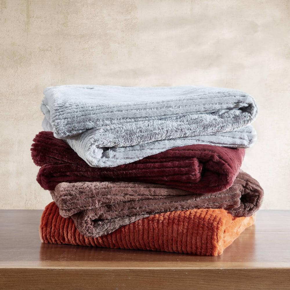 Brown Ribbed Reversible Fleece Sherpa Throw Blanket