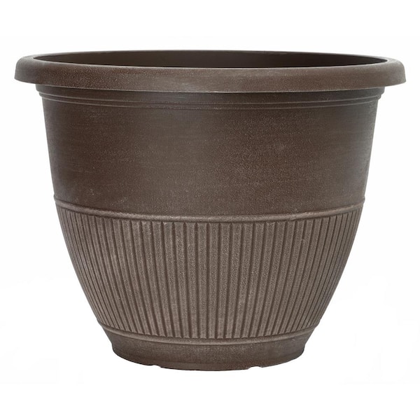 Brown Small Round Plastic Pot, For Planting Purposes, Size: 2-4 Inch