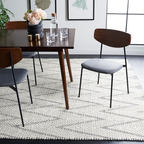 Natura 8 ft. x 10 ft. Ivory/Black Chevron Striped Modern Area Rug