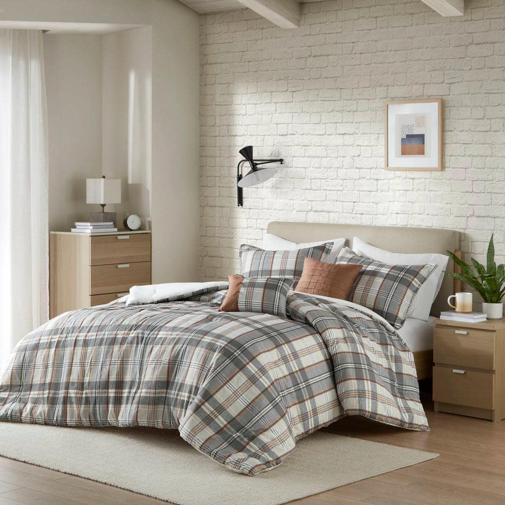 Tan and Gray Plaid Twin/Twin XL Microfiber Comforter Set