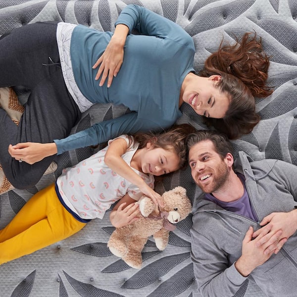 Posturepedic Plus 13 in. Medium Tight Top Mattress Set with 9 in. Foundation, Full
