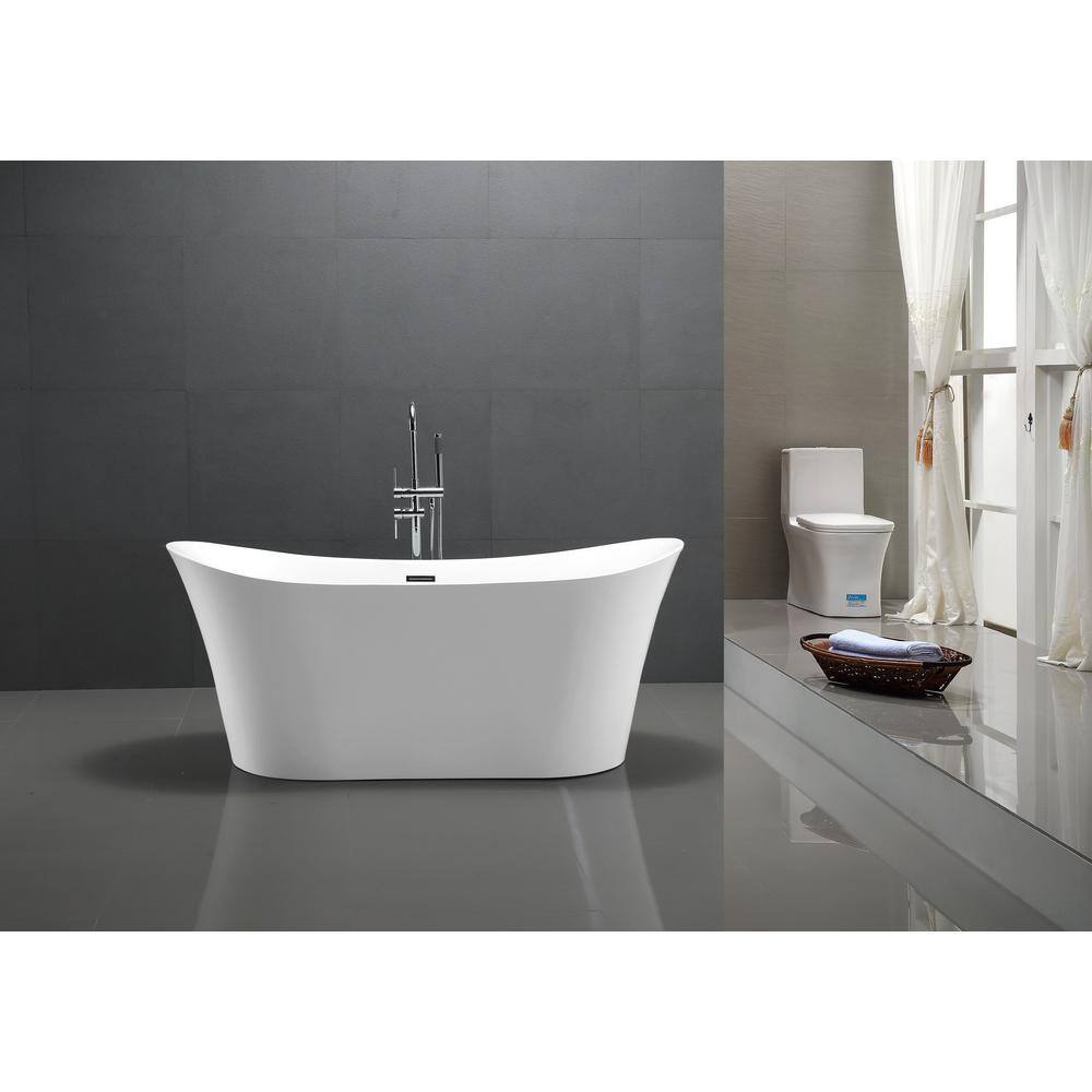 67'' White Freestanding Acrylic Soaking Bathtub