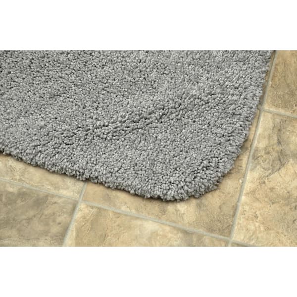 Serendipity Platinum Gray 24 in. x 40 in. Shag Nylon Bath Mat
