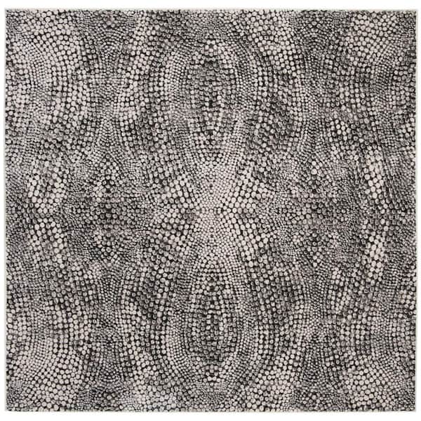 SAFAVIEH Lurex Black/Light Gray 7 ft. x 7 ft. Square Abstract Area Rug