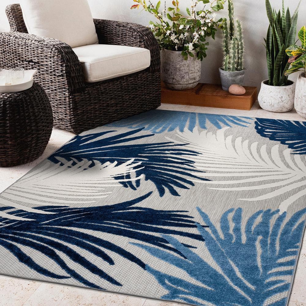 Navy Floral Synthetic Flat Woven Reversible Area Rug