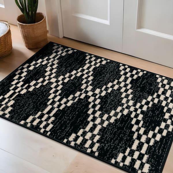 Southwestern Geometric Area Rug Black 2 ft. x 3 ft. Area Rug