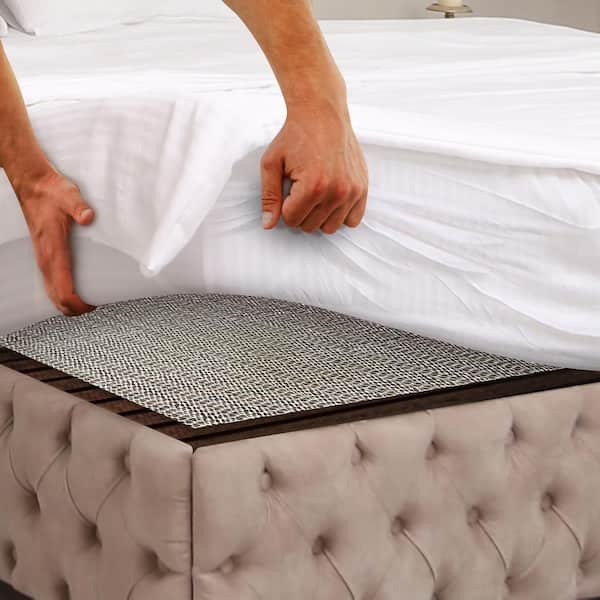 https://images.thdstatic.com/productImages/14d03eaa-1e11-4240-8634-b7591be546ce/svn/mattress-pads-mh-1o-76_600.jpg