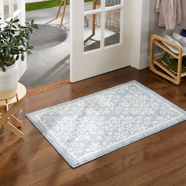 Everyday Walker Damask Medallion Light Blue 24 in. x 40 in. Machine Washable Kitchen Mat