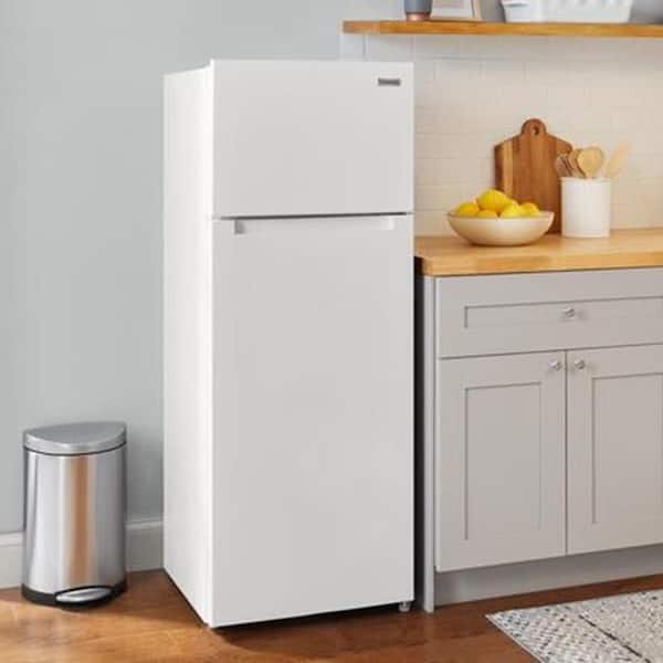 Have a question about Vissani 7.2 cu. ft. Top Freezer Refrigerator