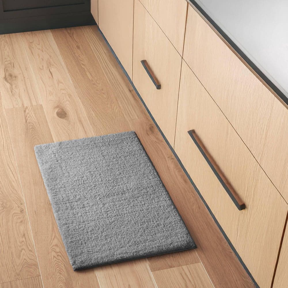 Marshmallow 20 in. x 30 in. Grey Solid Polyester Rectangle Bath Rug price history on PriceWatchPro
