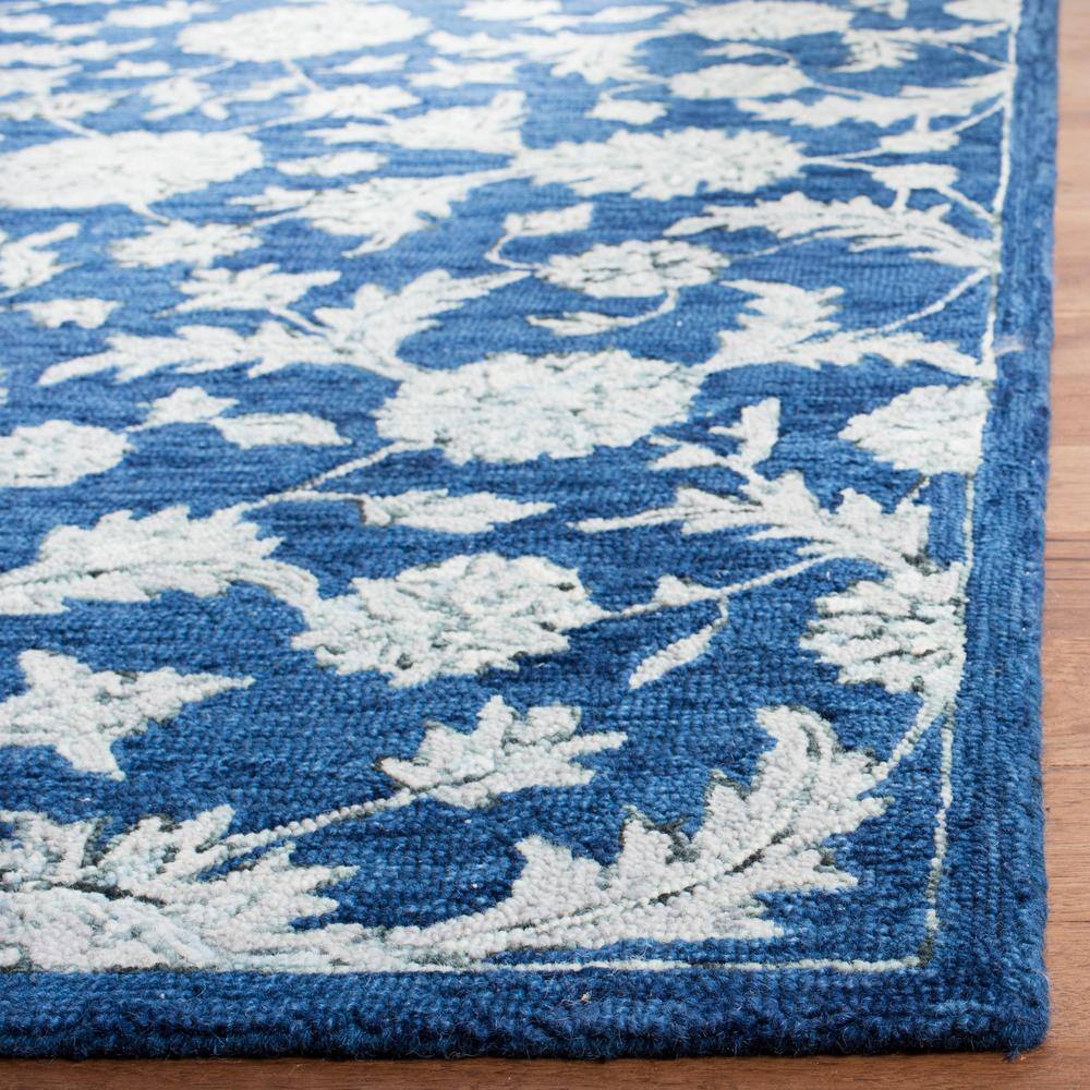 Navy and Grey Hand-Tufted Wool Floral 4' x 6' Rug