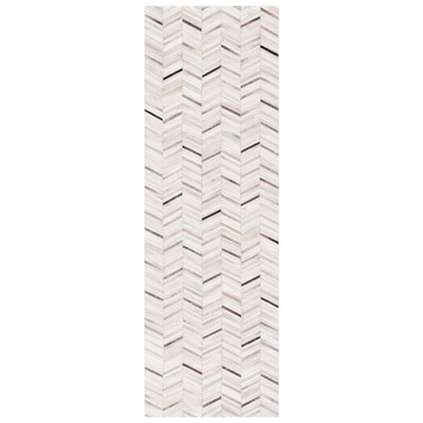 Studio Leather 2 ft. x 7 ft. Ivory/Gray Striped Chevron Runner Rug
