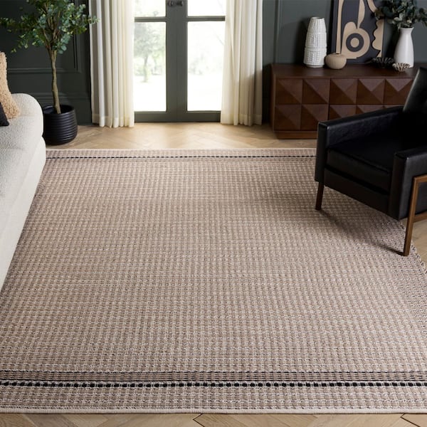 Braided 8 ft. x 10 ft. Beige/Black Woven Area Rug