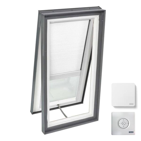 VELUX 22-1/2 in. x 46-1/2 in. Venting Curb Mount Skylight w/ Tempered Low-E3 Glass & White Solar Powered Room Darkening Blind