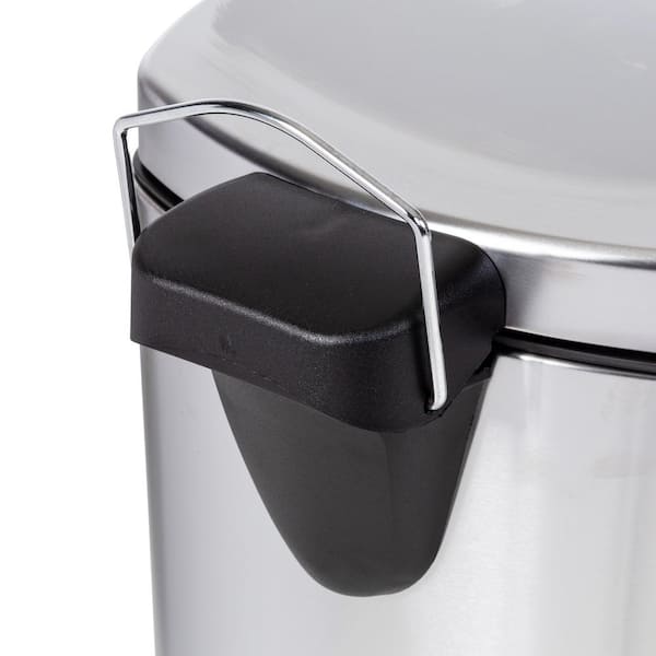 Spill-Proof Car Trash Can, 2.5 Gallon Hanging Garbage Bin for Men An