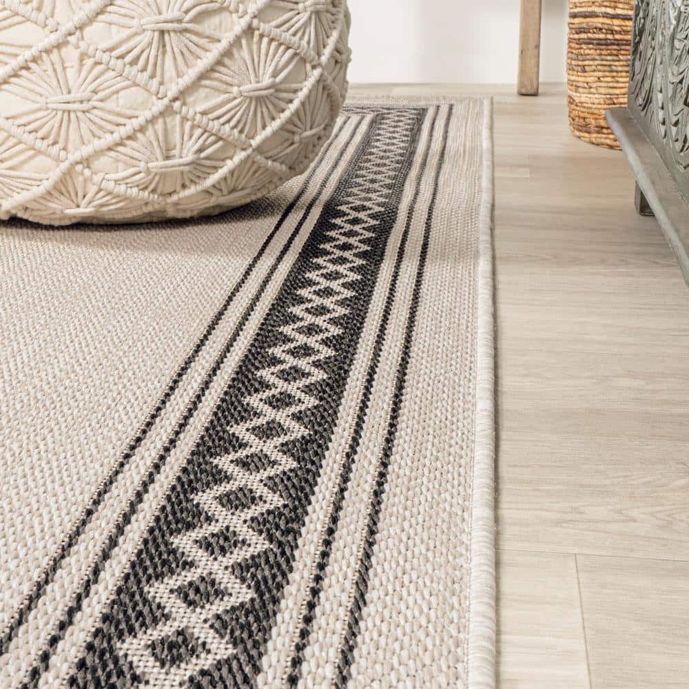 Lucia Modern Diamond Border Cream/Black 8' x 10' Indoor/Outdoor Rug