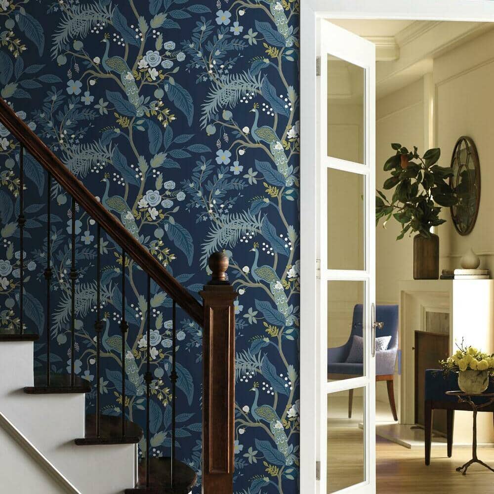 Magnificent Peacock Chinoiserie 27' x 27" Blue Wallpaper Roll