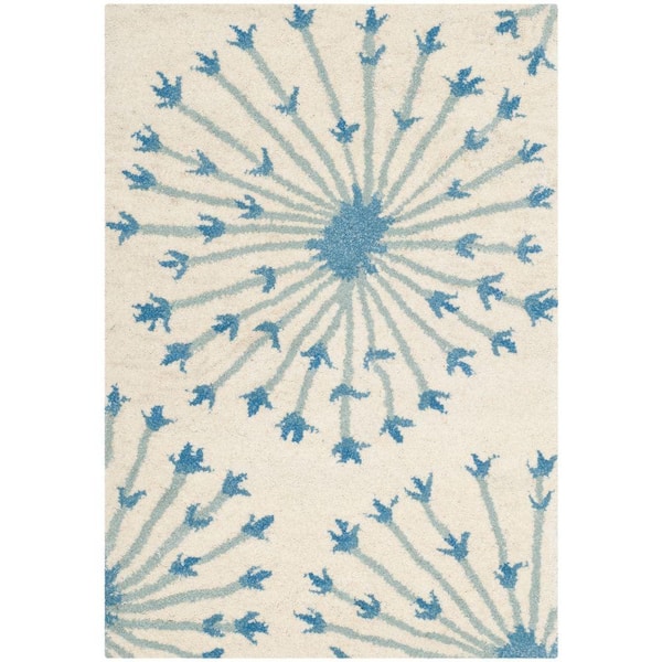 SAFAVIEH Bella Beige/Blue Doormat 2 ft. x 3 ft. Floral Medallion Area Rug